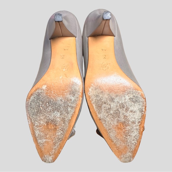 VINTAGE BRUNO MAGLI GREY LEATHER PUMPS W/BOW ACCENT (SZ 7AA) - Picture 11 of 12